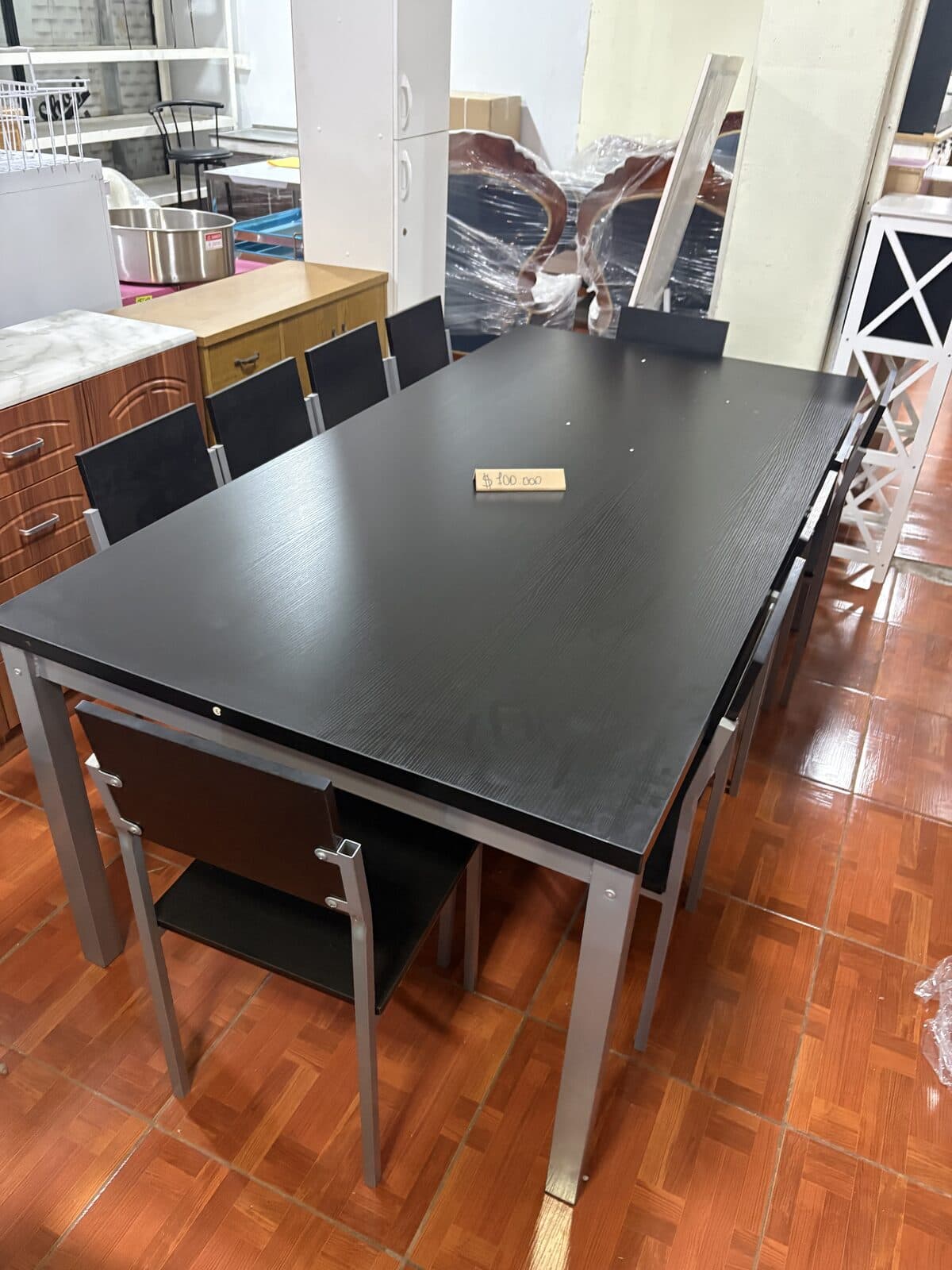 Comedor mesa negra + 8 sillas